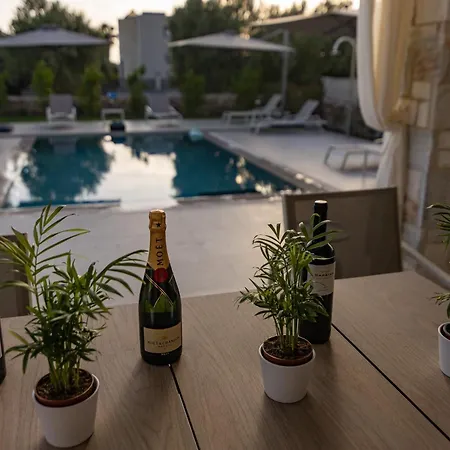 Луксозна вила Olive Luxury