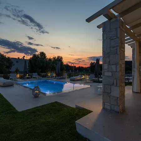 Olive Luxury Луксозна вила *